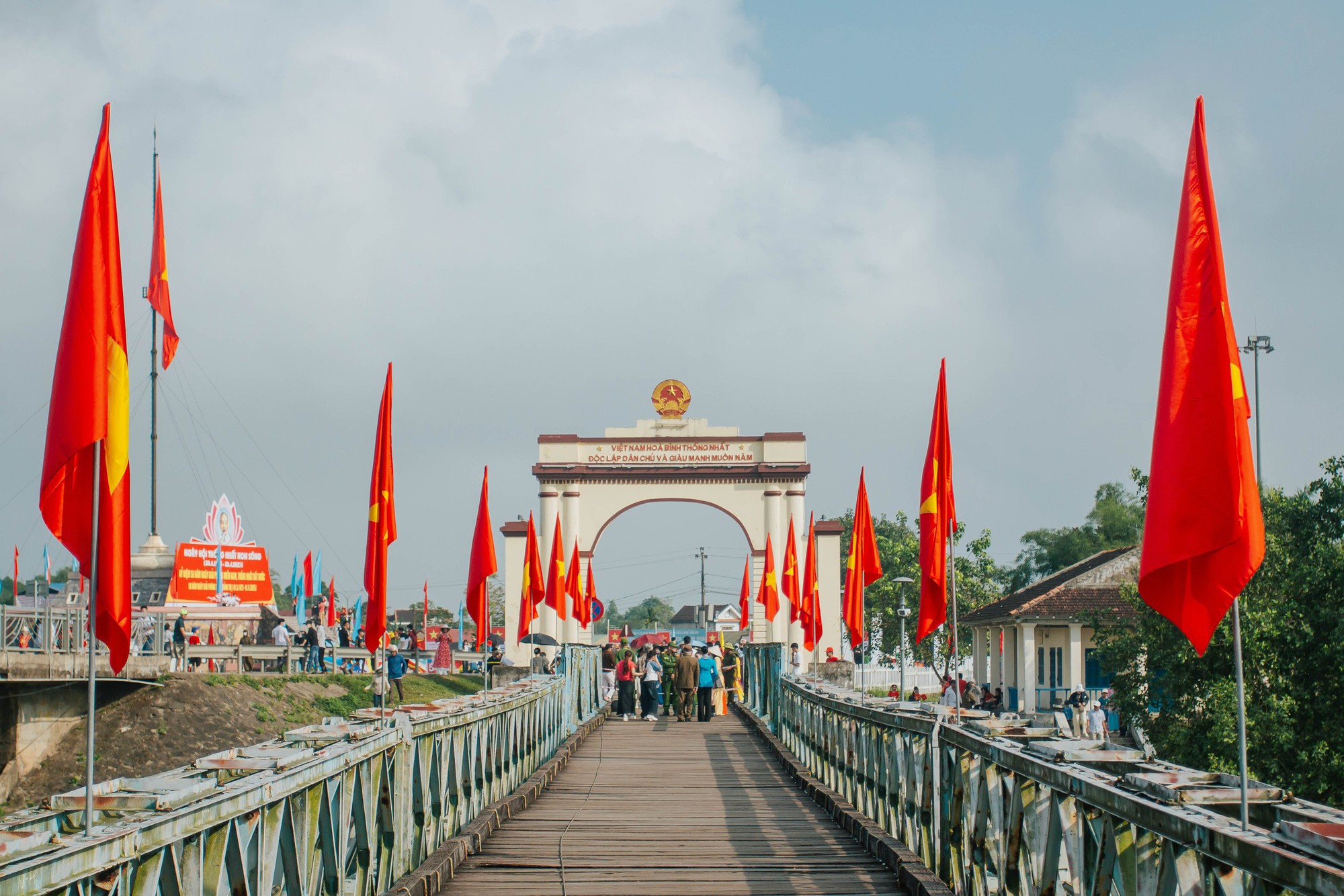 Xây bảo tàng 1.000 tỉ đồng tại di tích Hiền Lương - Bến Hải - Ảnh 1.