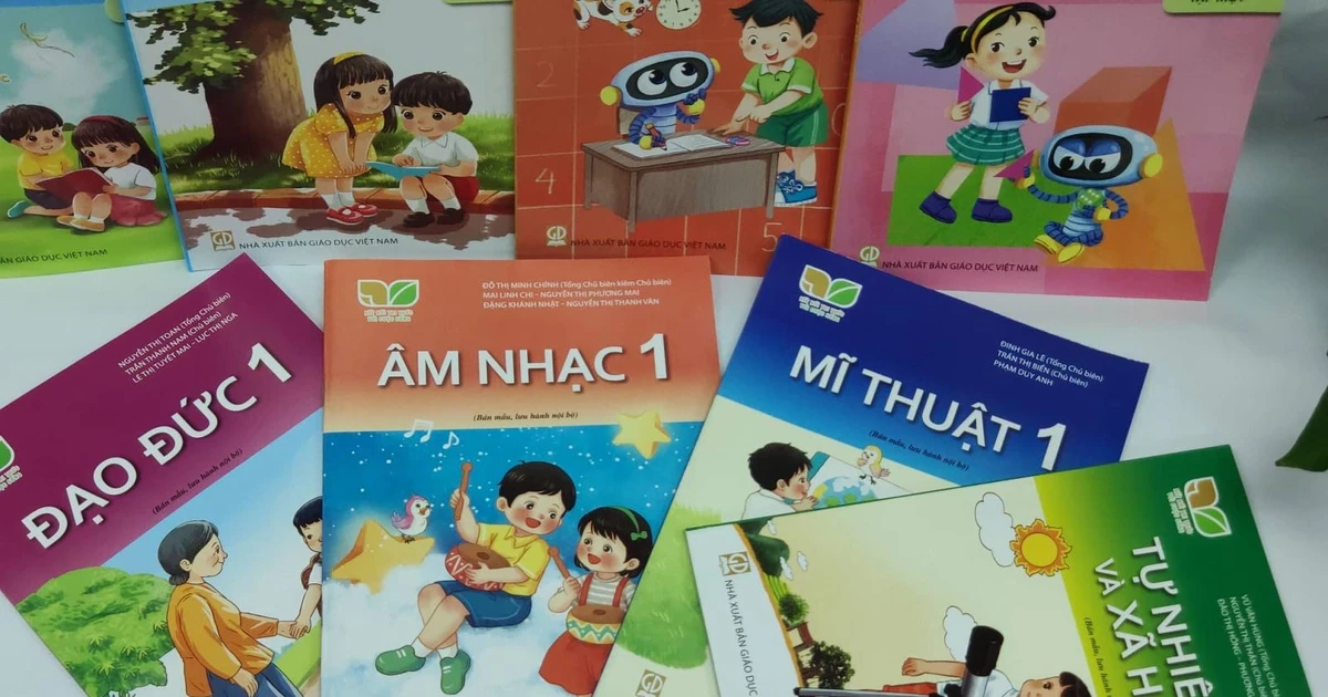 Đề xuất miễn phí sách giáo khoa trên toàn quốc từ năm học 2029-2030