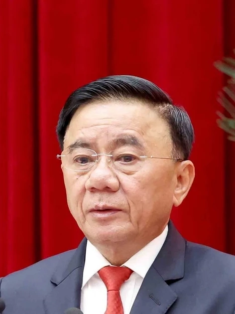 Thường trực Ban Bí thư Trần Cẩm Tú lên đường thăm chính thức Lào và Campuchia