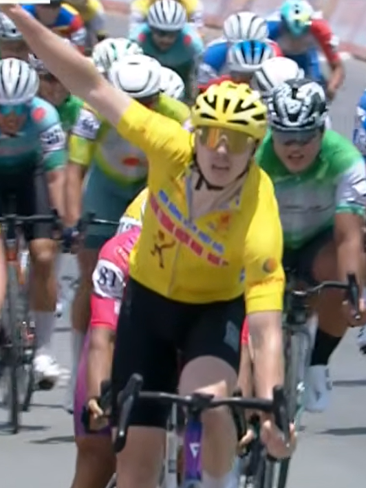 Khoảnh khắc chiến thắng chặng 7 của Marchuk Dzianis