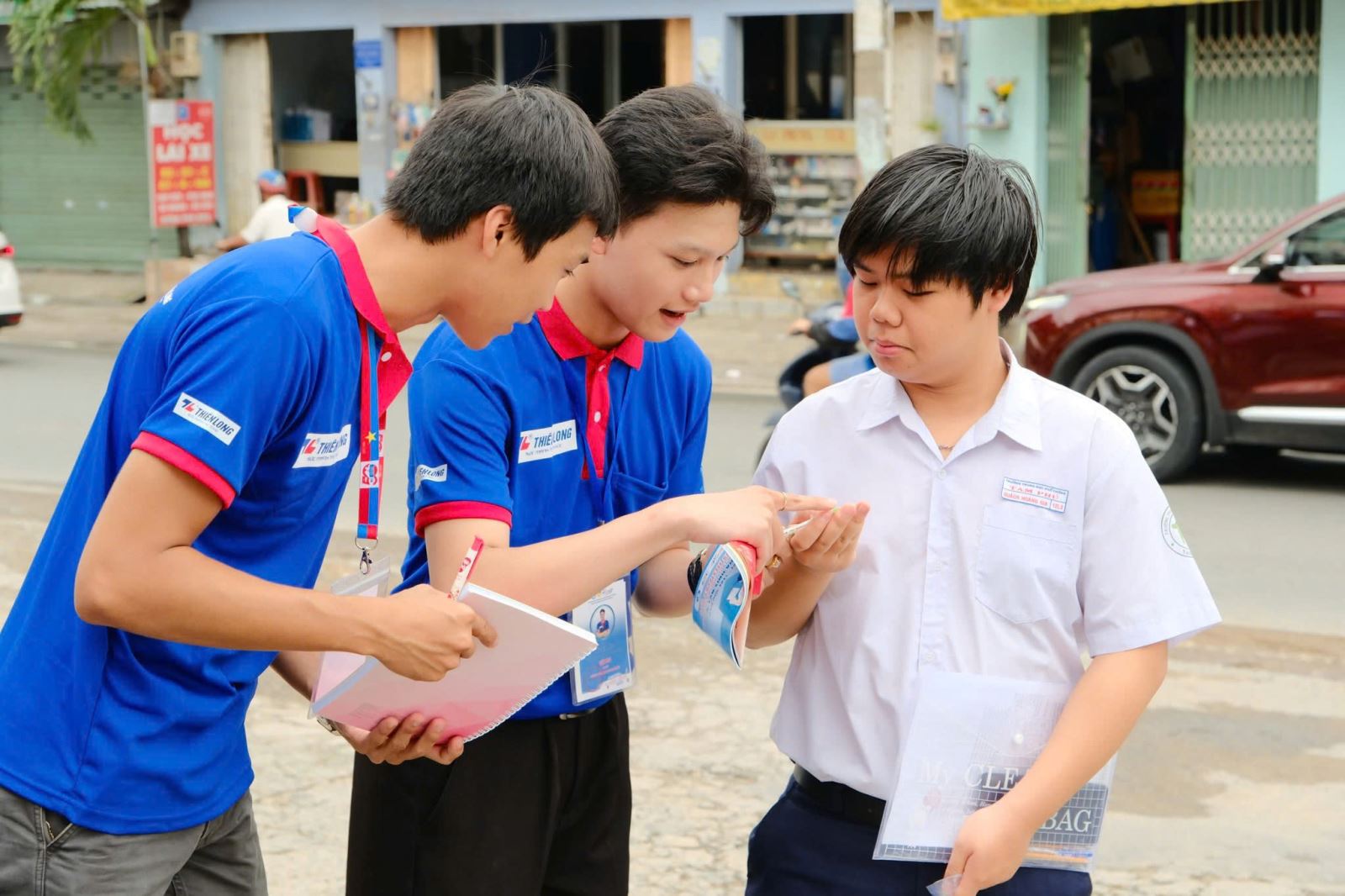 Những 'trạm sạc tinh thần' tiếp sức mùa thi cho thí sinh- Ảnh 2.