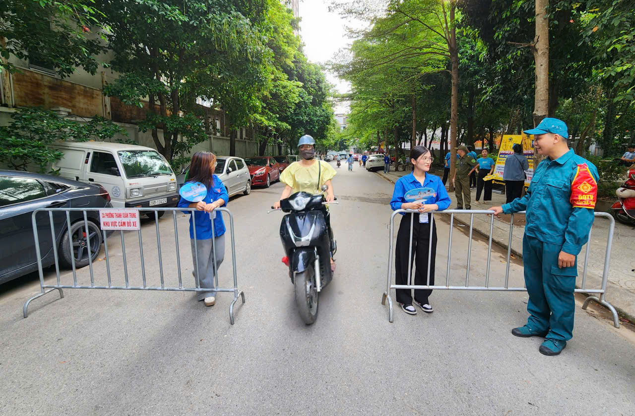 Những 'trạm sạc tinh thần' tiếp sức mùa thi cho thí sinh- Ảnh 4.