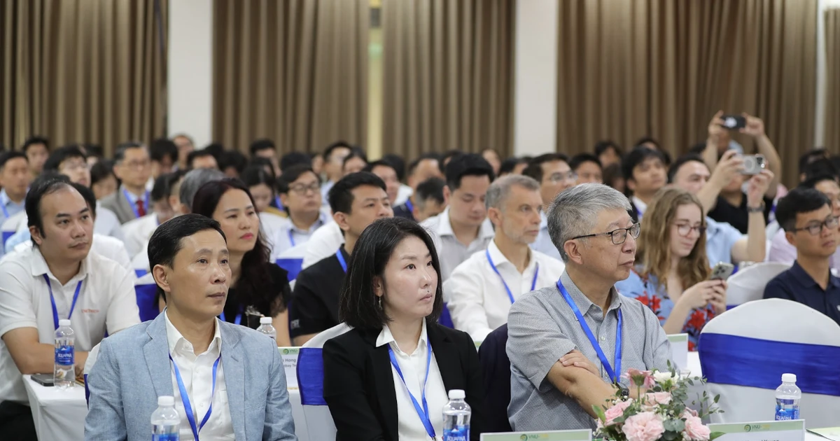 Hơn 200 chuyên gia trong nước và quốc tế bàn thảo thiết kế, sản xuất vi mạch