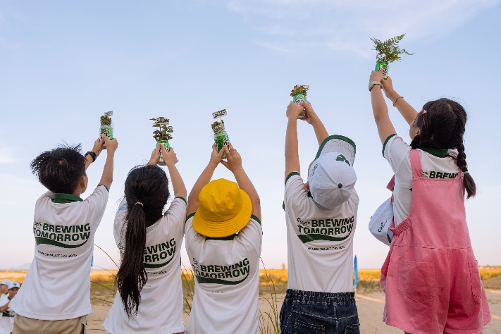 Carlsberg Việt Nam hiện thực hóa cam kết phát triển bền vững qua những hành động thiết thực nhân Ngày Môi trường Thế giới 2026 - Ảnh 11.
