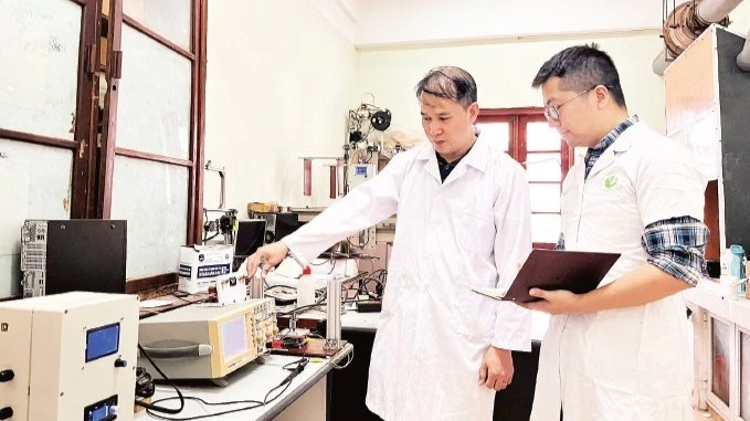 Đào tạo nguồn nhân lực chiến lược công nghệ lượng tử