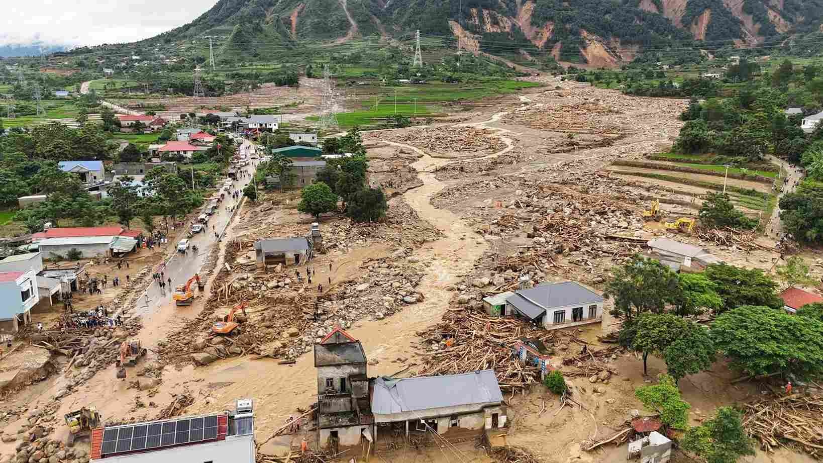 Ngổn ngang Mường Than sau lũ dữ- Ảnh 5.