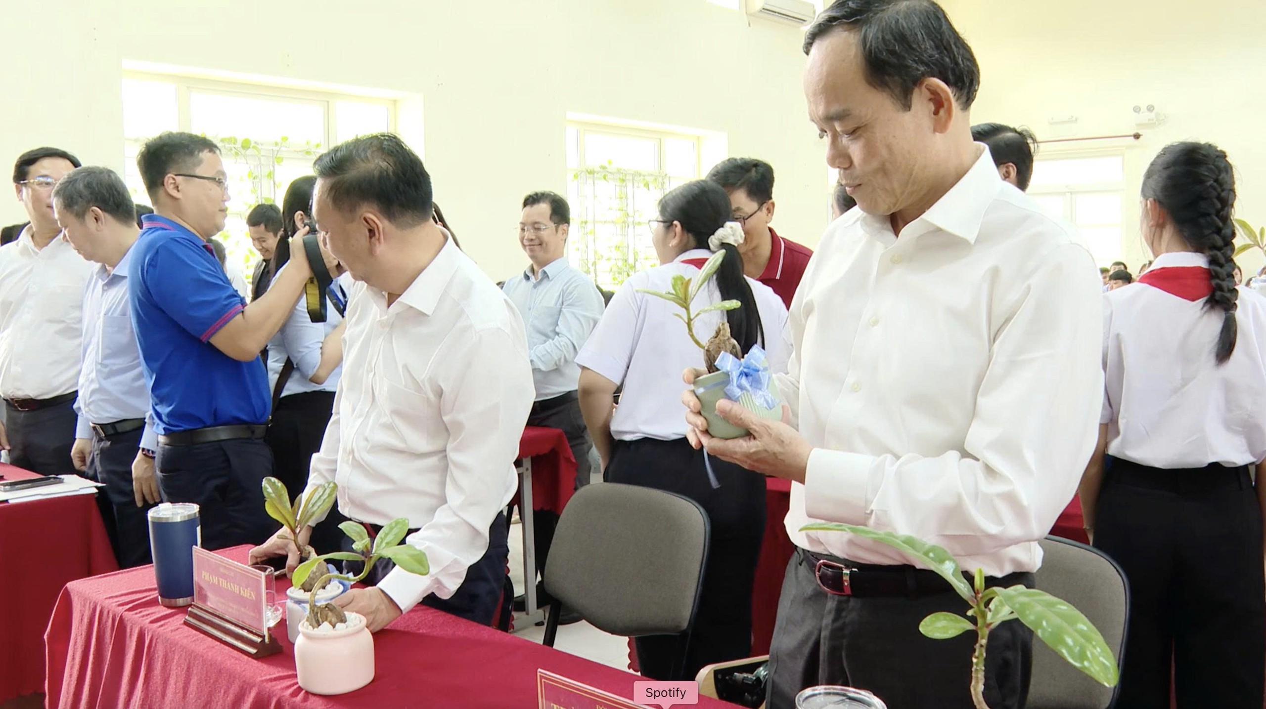 Côn Đảo thêm 5 Phòng học số, thúc đẩy chuyển đổi số giáo dục - Ảnh 2.