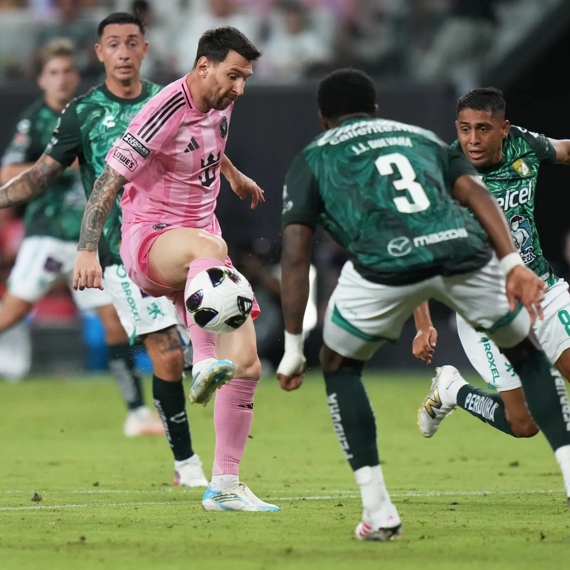 León đánh bại Inter Miami 3-2, Messi trở lại sau khi cha qua đời