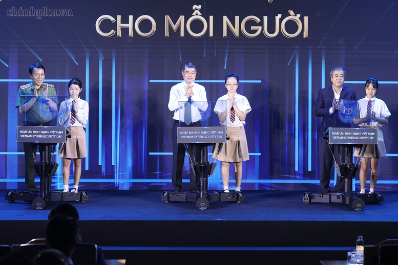 Thủ tướng Lê Minh Hưng: Quyết tâm xây dựng một không gian mạng an toàn, tin cậy và nhân văn- Ảnh 3.