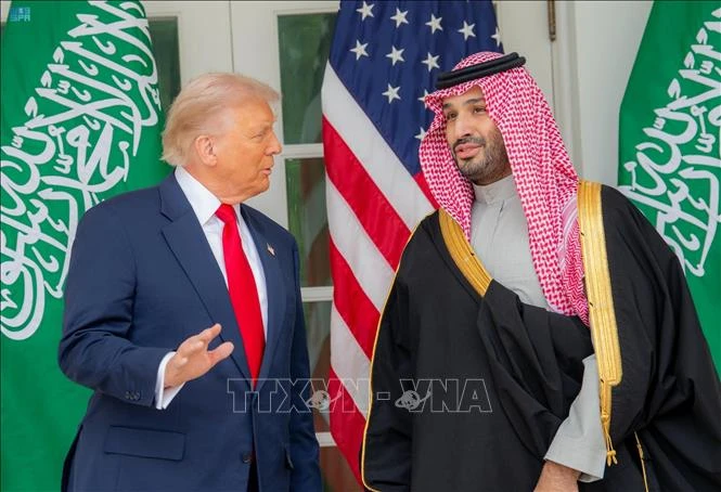 Saudi Arabia tìm cách tập hợp đồng minh quốc tế khi Mỹ từ chối tấn công Houthi