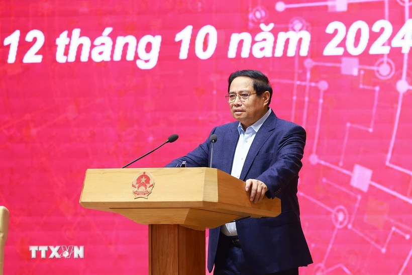 Thủ tướng nhấn mạnh chuyển đổi số một cách sâu rộng, toàn diện, thực chất và hiệu quả