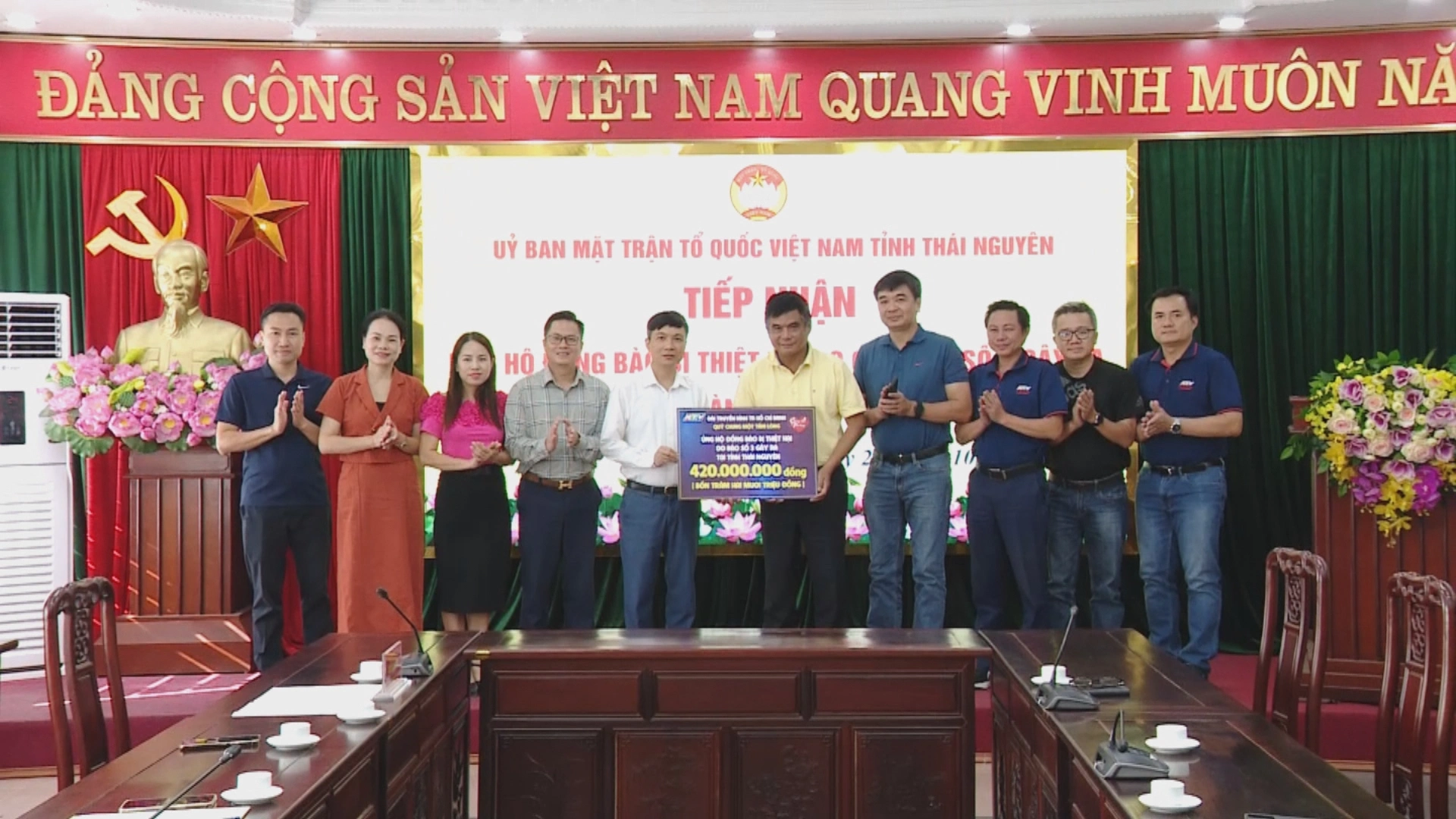 Quỹ Chung một tấm lòng trao hỗ trợ cho tỉnh Thái Nguyên