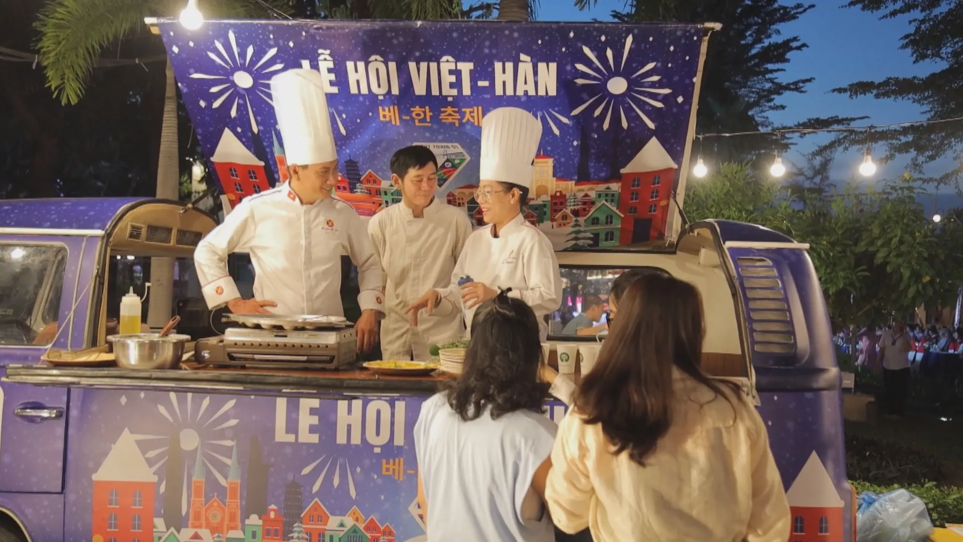 Khai mạc Lễ hội giao lưu văn hóa Việt - Hàn tại Quận 7