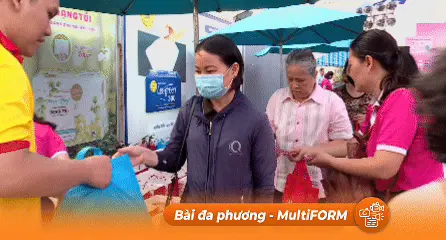 Hơn 60.000 phần quà Tết trao tận tay phụ nữ khó khăn TP.HCM