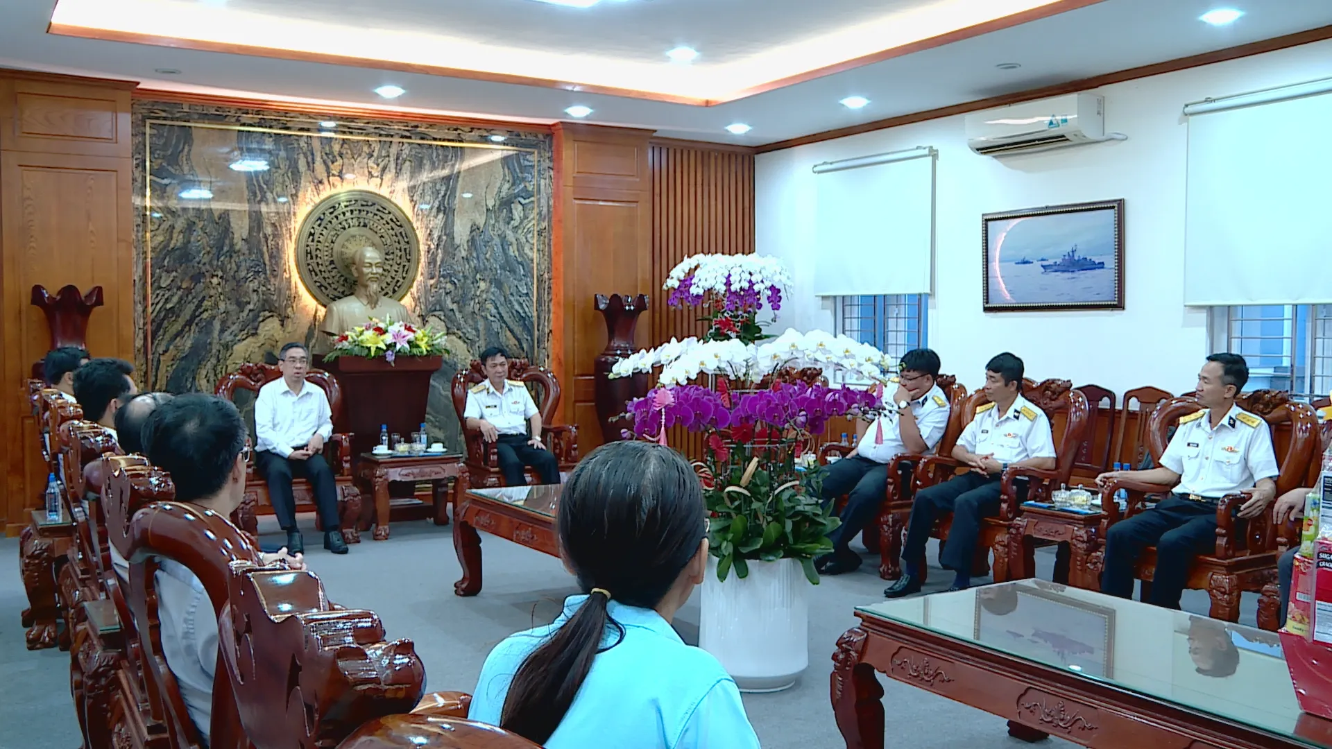 Lãnh đạo TP.HCM thăm, chúc Tết Bộ Tư lệnh Vùng 2 Hải quân