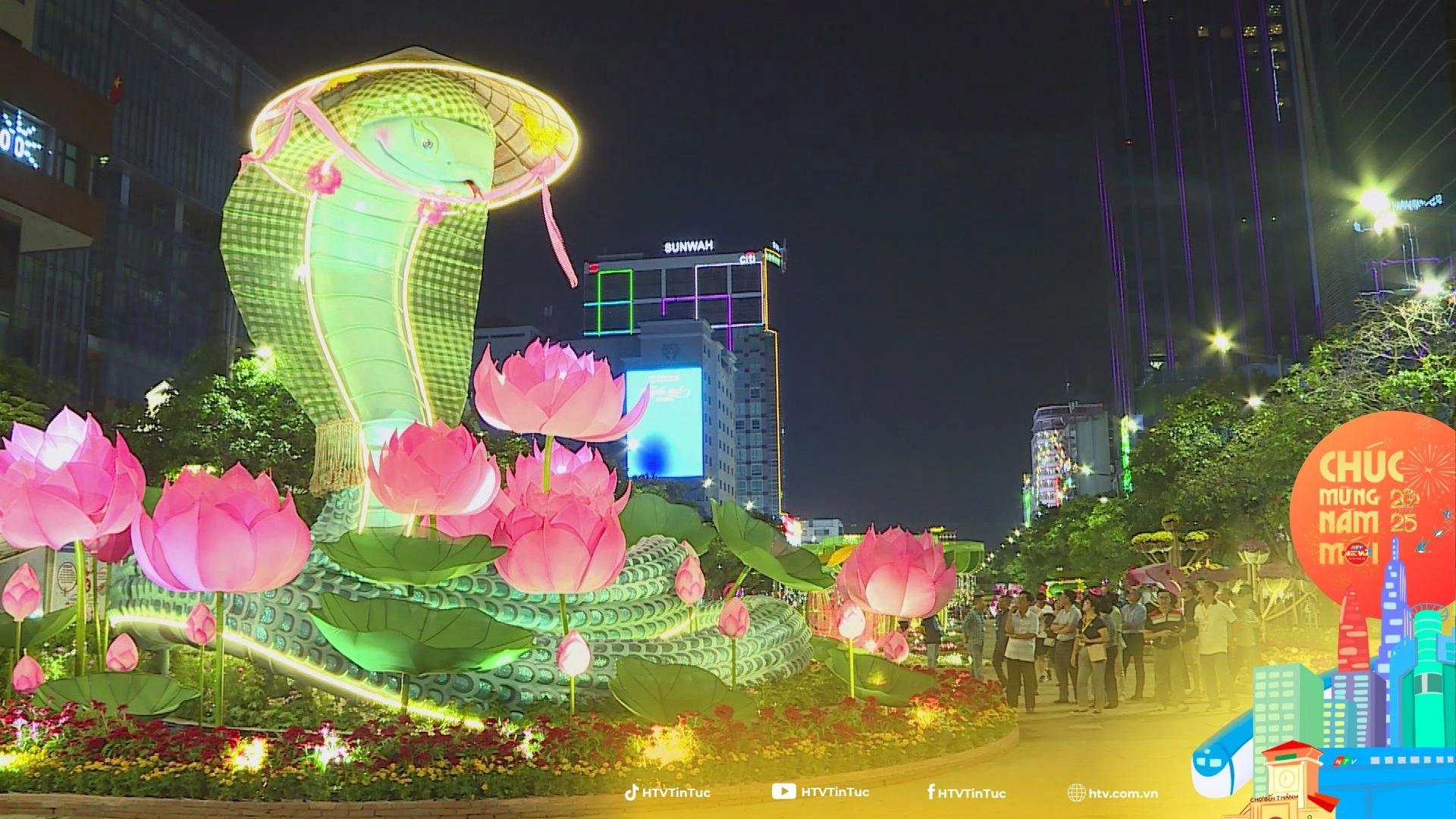 Lễ hội Đường sách và Đường hoa Tết Ất Tỵ đã sẵn sàng cho giờ khai mạc