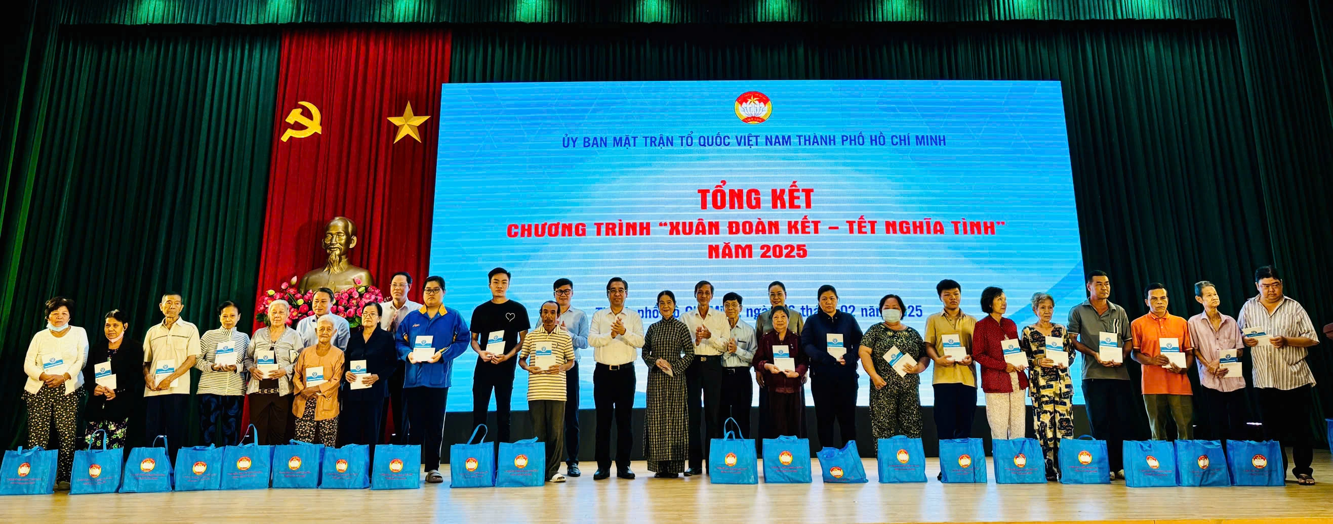 Ủy ban Mặt trận Tổ quốc Việt Nam TP.HCM tổng kết Chương trình “Xuân đoàn kết - Tết nghĩa tình”