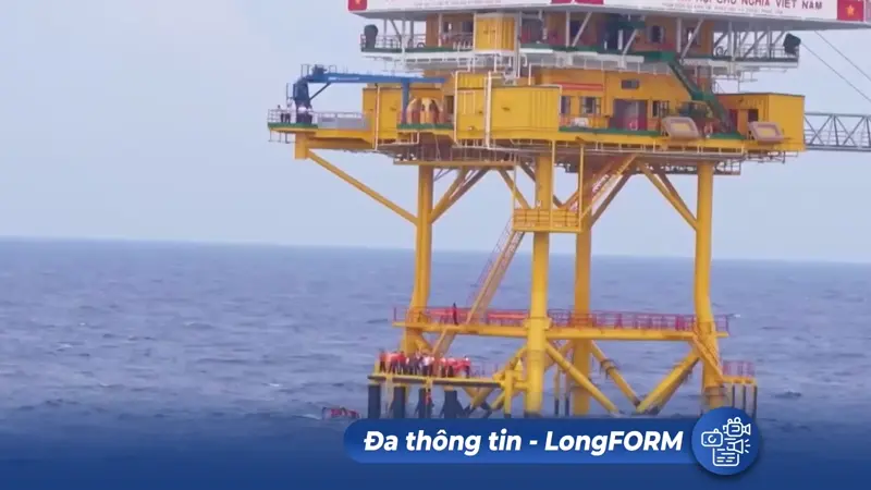 LongFORM: “Hoa của biển” - Chuyện người lính biển: Giữa gian khó là tình yêu Tổ quốc, giữa khắc nghiệt là vẻ đẹp tâm hồn