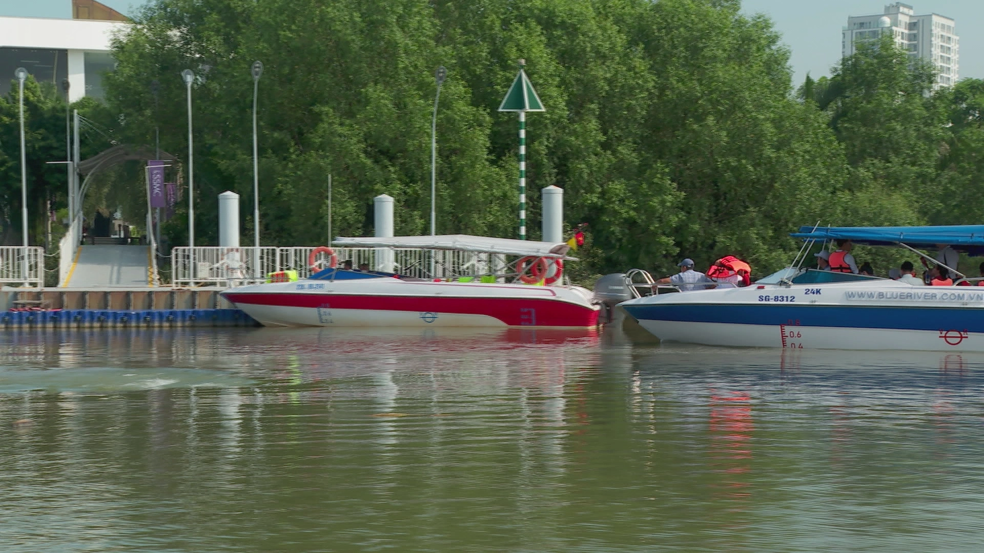 TP.HCM: Dự kiến triển khai lại 14 tuyến du lịch đường thủy bằng ca nô du lịch, du thuyền