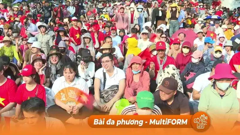 Nồng nàn tình yêu nước từ trong nhà đến ngoài phố