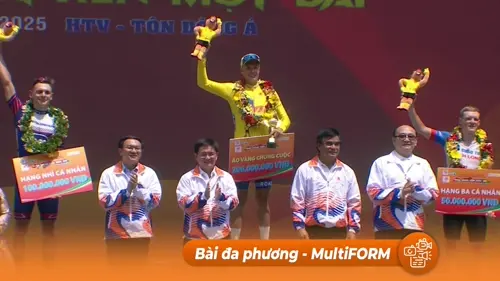 Sôi nổi đón chào đoàn đua xe đạp Cúp Truyền hình TP.HCM lần thứ 37 về đích