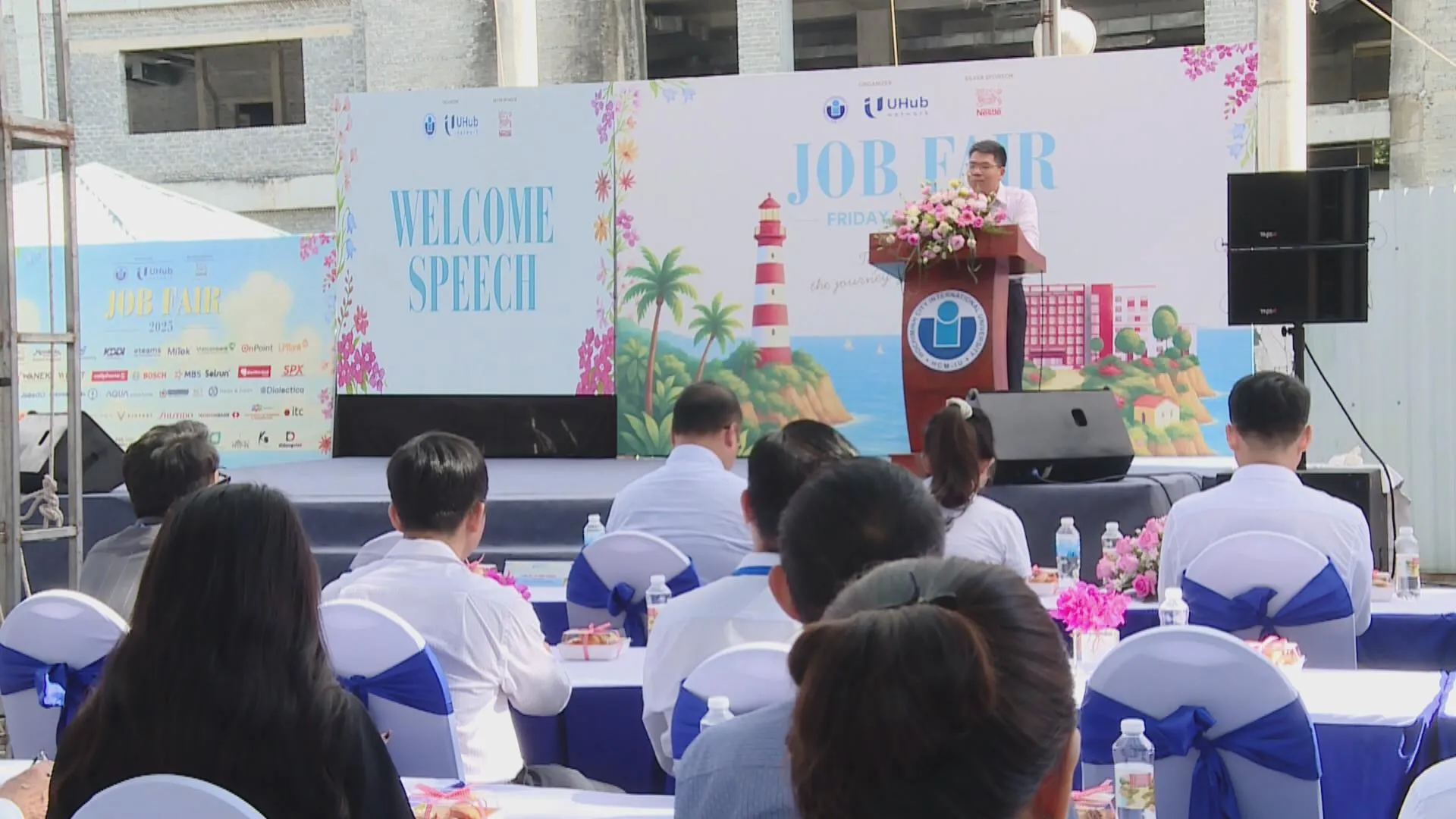 Ngày hội việc làm Trường Đại học Quốc tế TP.HCM thu hút 3.000 sinh viên tham dự