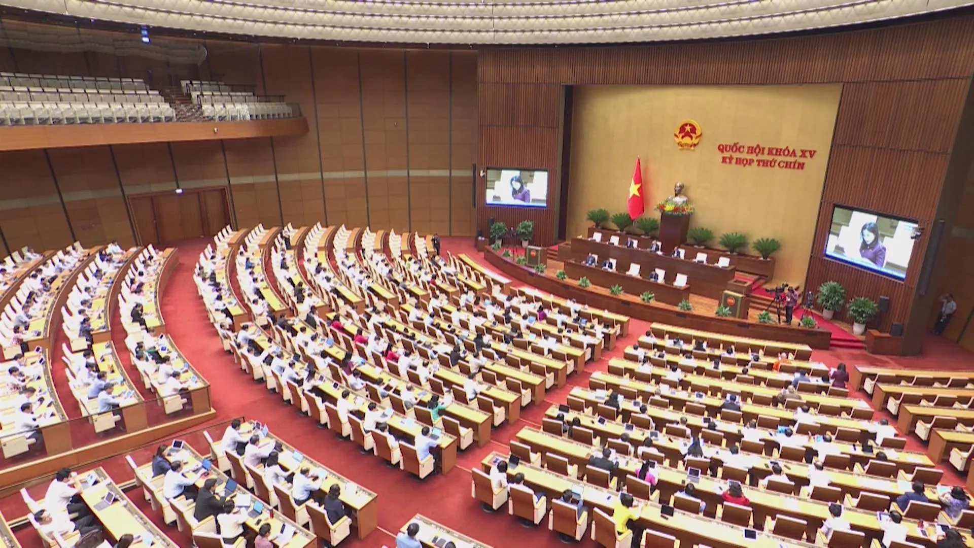Quốc hội thảo luận dự án Luật sửa đổi, bổ sung Luật Quy hoạch và Luật Sử dụng năng lượng tiết kiệm