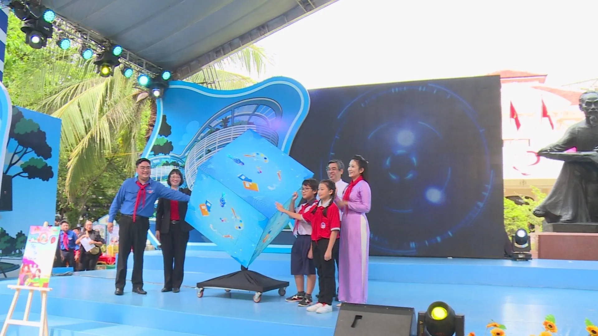"Những ngày văn học, nghệ thuật dành cho thiếu nhi" chính thức khai mạc