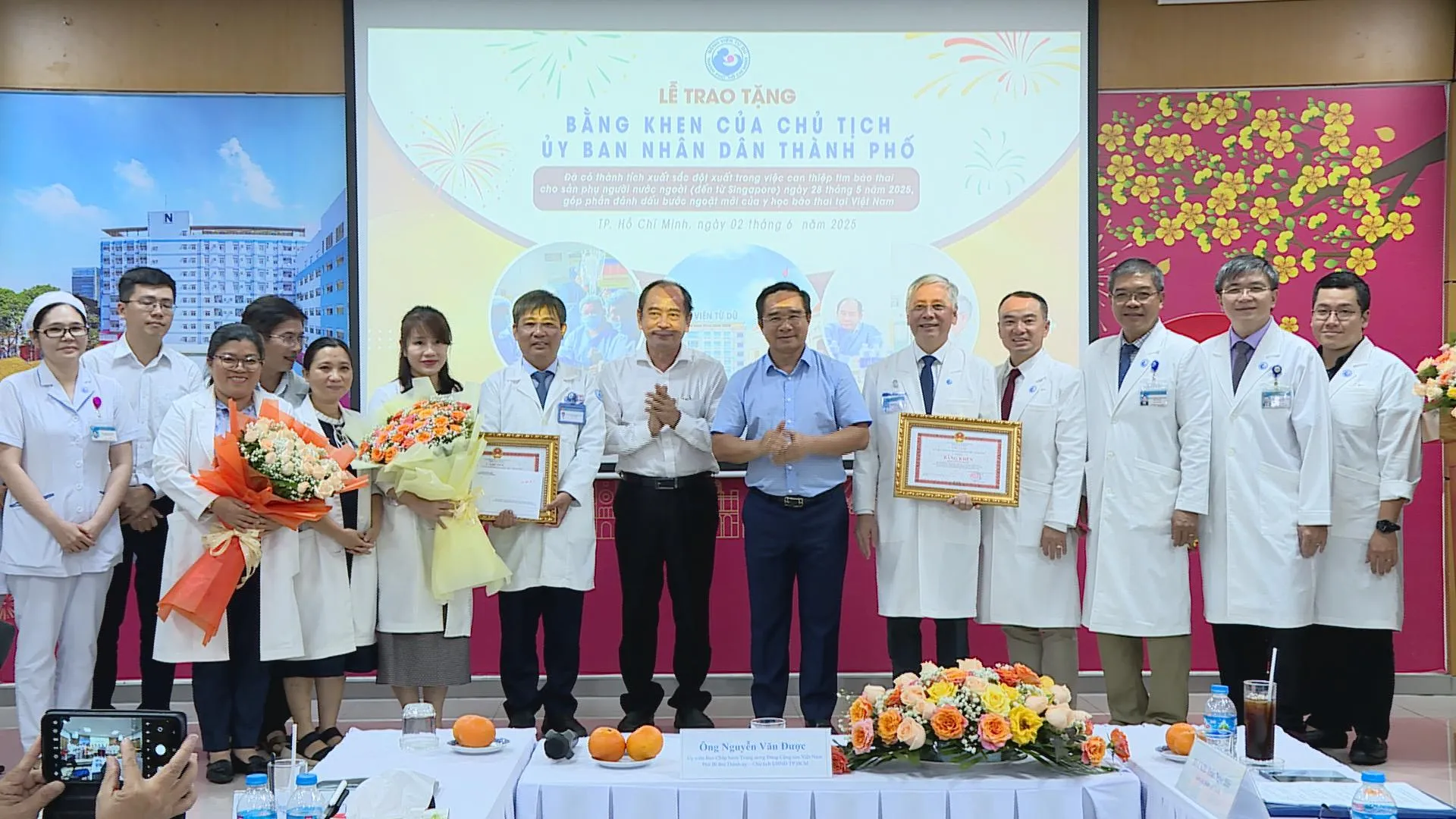 TP.HCM khen thưởng hai bệnh viện với ca can thiệp tim bào thai thành công cho sản phụ người nước ngoài