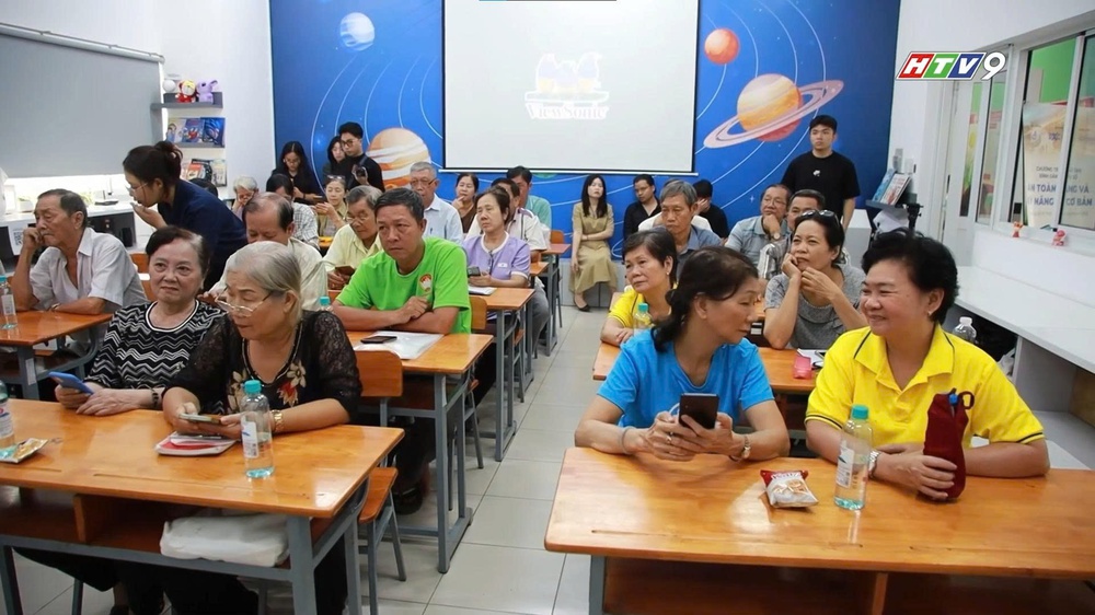 "Bình dân học vụ số": Khi công nghệ đến gần hơn với từng người dân- Ảnh 5.