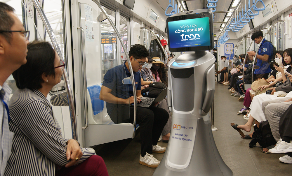 Phường Thủ Đức tổ chức Ngày hội Công nghệ số đầu tiên trên tuyến Metro số 1 - Thu Duc Digital Day 2025 - Ảnh 2.