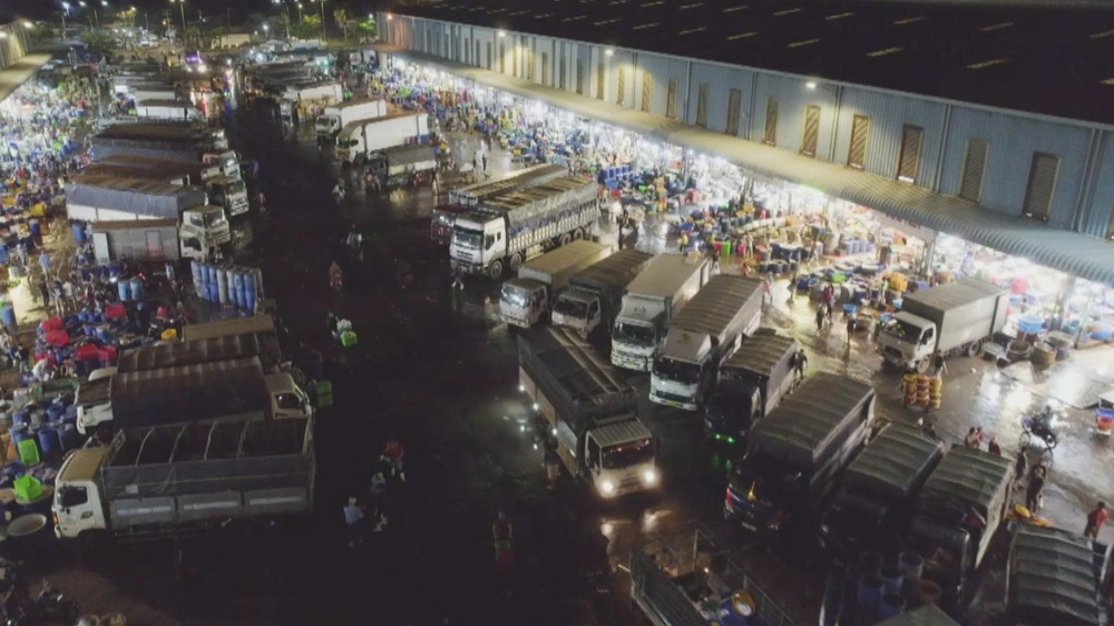 Chợ Bình Điền tăng cường điều tiết nguồn hàng phục vụ Tết Bính Ngọ 2026 - Ảnh 3.