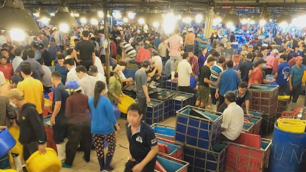 Chợ Bình Điền tăng cường điều tiết nguồn hàng phục vụ Tết Bính Ngọ 2026 - Ảnh 4.