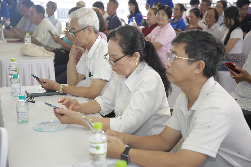 Zalo Mini App: Phường – xã “online hóa” phục vụ người dân tốt hơn- Ảnh 5. Zalo Mini App: Phường – xã “online hóa” phục vụ người dân tốt hơn- Ảnh 5.