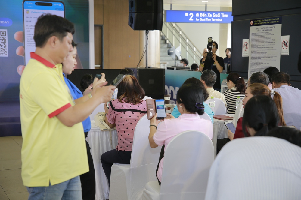 Zalo Mini App: Phường – xã “online hóa” phục vụ người dân tốt hơn- Ảnh 7. Zalo Mini App: Phường – xã “online hóa” phục vụ người dân tốt hơn- Ảnh 7.