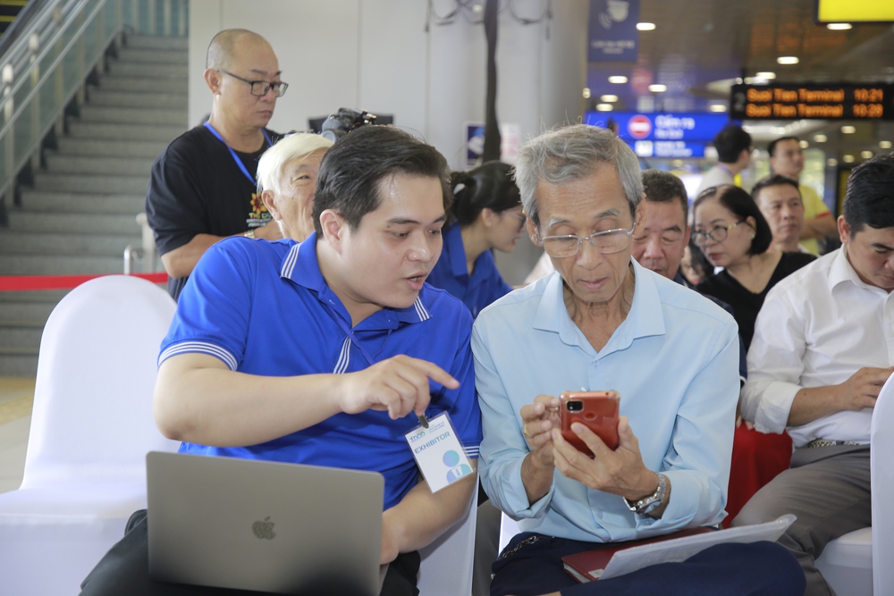 Zalo Mini App: Phường – xã “online hóa” phục vụ người dân tốt hơn- Ảnh 12. Zalo Mini App: Phường – xã “online hóa” phục vụ người dân tốt hơn- Ảnh 12.