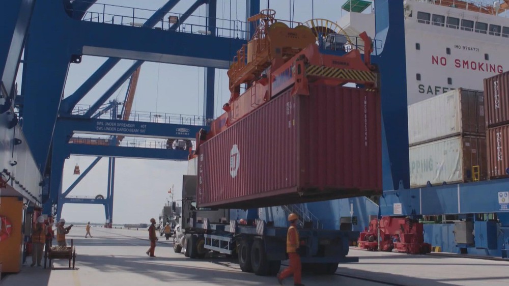 TP.HCM: Phiên họp tình hình kinh tế - xã hội 6 tháng đầu năm; nhiệm vụ, giải pháp trọng tâm 6 tháng cuối năm 2025 - Ảnh 9.