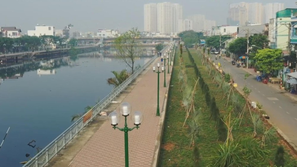 Tăng tốc di dời nhà trên, ven kênh rạch - Ảnh 17.