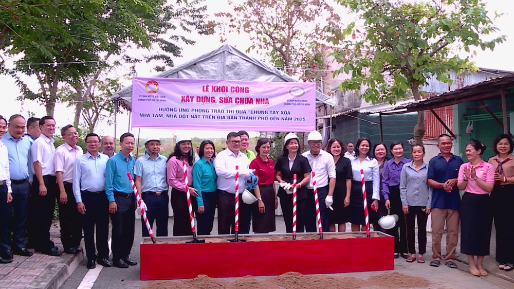 TP.HCM nỗ lực về đích xoá nhà tạm, nhà dột nát - Ảnh 6.