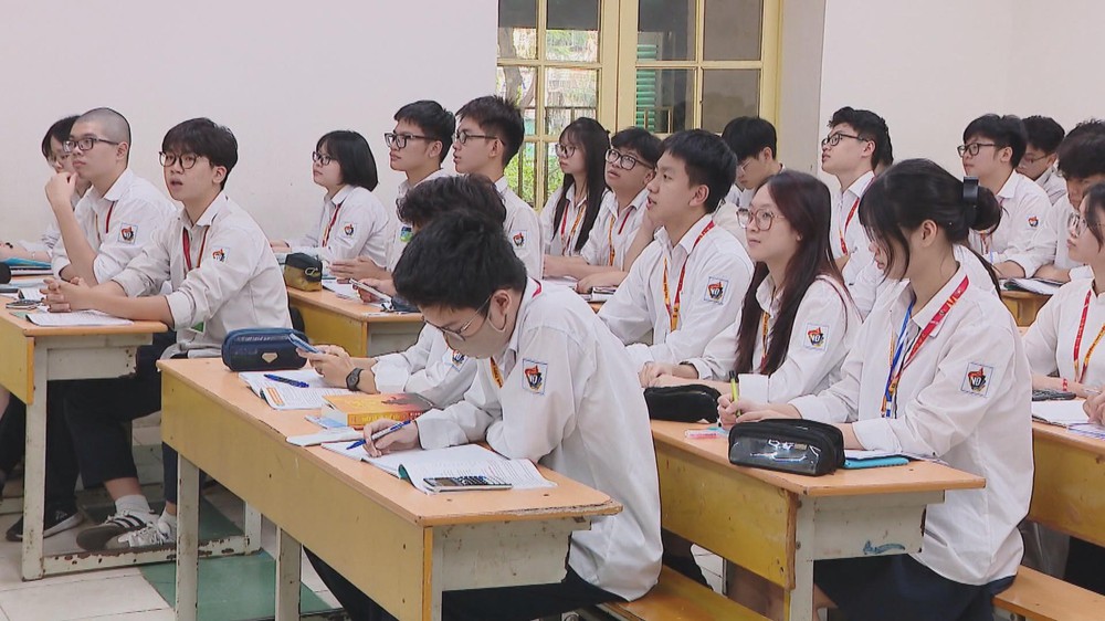 Nhìn lại Kỳ thi Tốt nghiệp THPT 2025 - Ảnh 2.