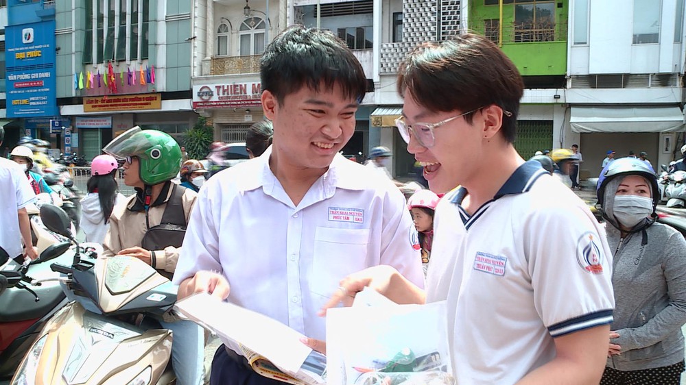 Nhìn lại Kỳ thi Tốt nghiệp THPT 2025 - Ảnh 20.