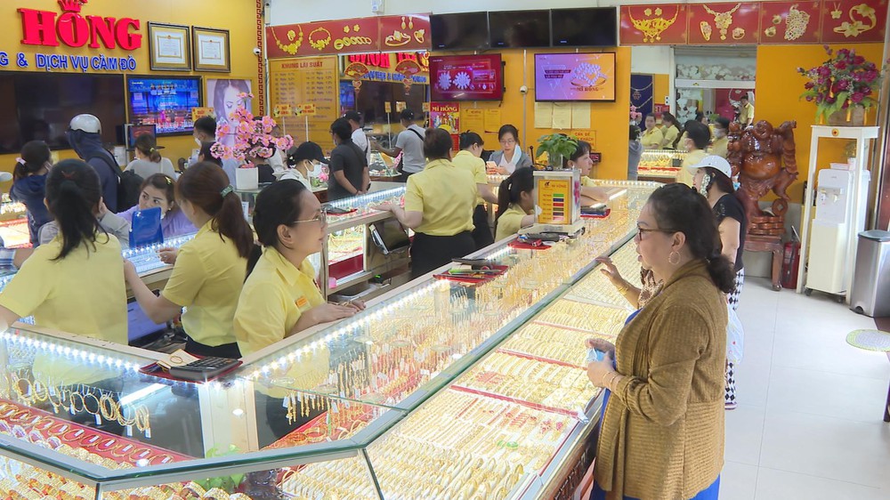 Thị trường tài chính TP.HCM hướng đến trung tâm kiểu mới- Ảnh 2.