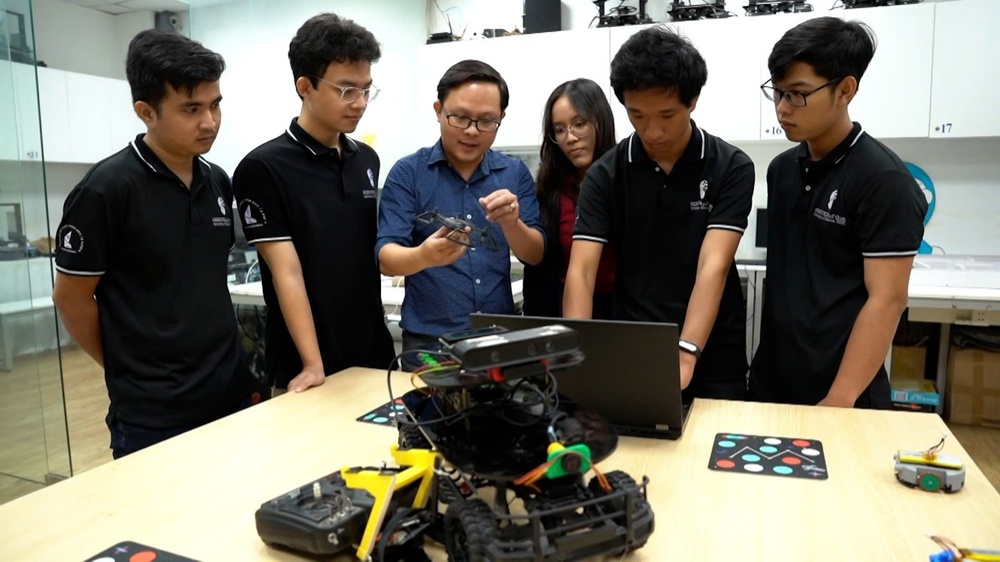 Tăng tốc xây dựng nguồn nhân lực chất lượng cao cho TP. Hồ Chí Minh giai đoạn mới - Ảnh 4.