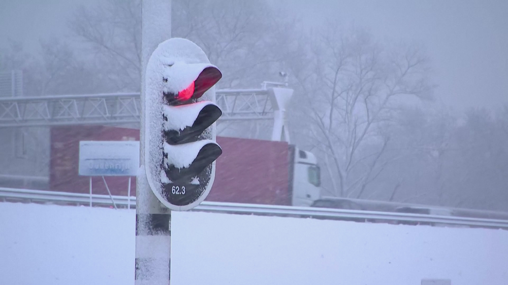 NRTG: Bão tuyết cực đoan tại châu Âu - Ảnh 11.