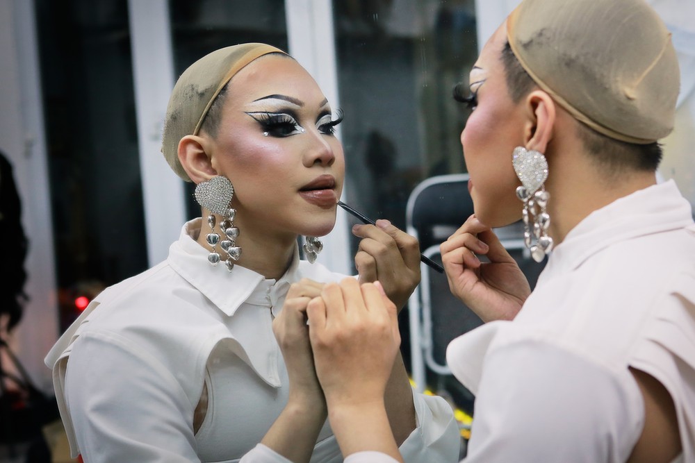 Drag Queen: Những thân phận được màn đêm làm cho rực rỡ - Ảnh 22.