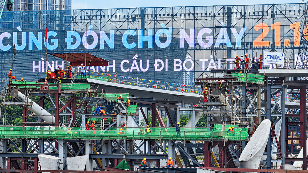 Cầu đi bộ qua sông Sài Gòn: Nhịp chính cập bến Bạch Đằng, dự kiến hợp long ngày 21/10 - Ảnh 17.