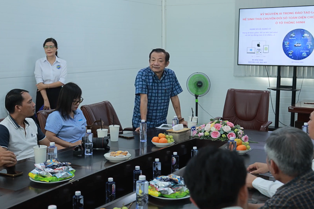 Mô hình học lái xe mới: Học lái xe ô tô mọi lúc, mọi nơi nhờ nền tảng số tích hợp A.I. - Ảnh 2.