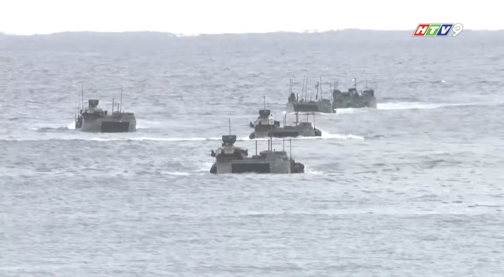 Kỷ nguyên Takaichi Sanae: Nữ Thủ tướng đầu tiên và bước ngoặt lịch sử của Nhật Bản - Ảnh 16.