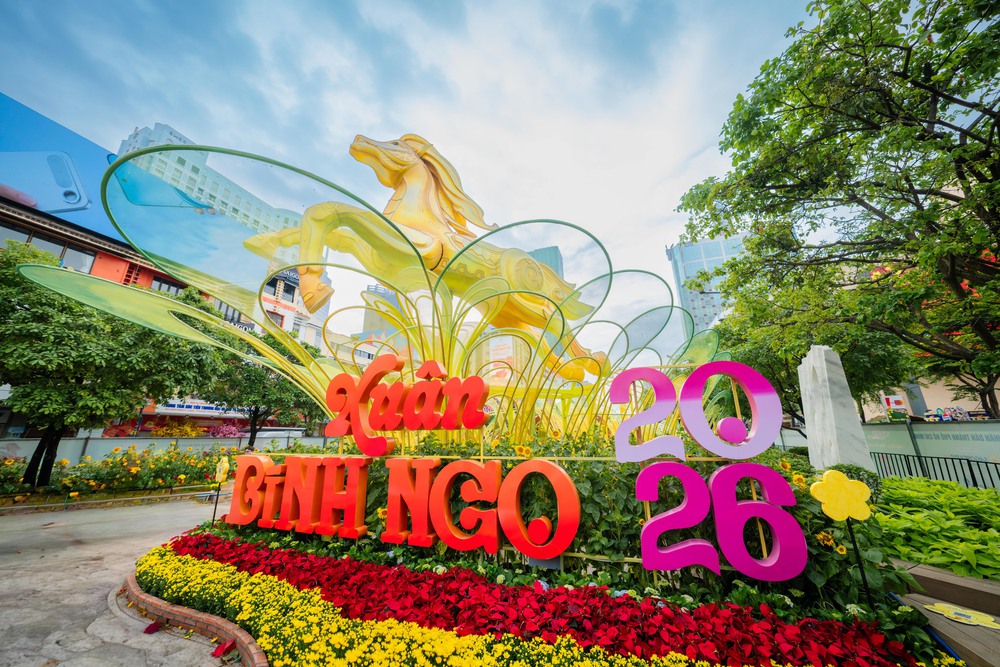 Đường hoa Nguyễn Huệ Tết Bính Ngọ 2026: Đánh dấu chương mới của siêu đô thị quốc tế- Ảnh 2. Đường hoa Nguyễn Huệ Tết Bính Ngọ 2026: Đánh dấu chương mới của siêu đô thị quốc tế - Ảnh 2.