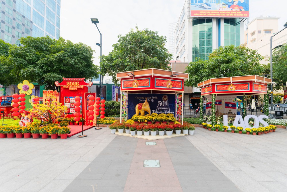 Đường hoa Nguyễn Huệ Tết Bính Ngọ 2026: Đánh dấu chương mới của siêu đô thị quốc tế- Ảnh 41. Đường hoa Nguyễn Huệ Tết Bính Ngọ 2026: Đánh dấu chương mới của siêu đô thị quốc tế - Ảnh 41.